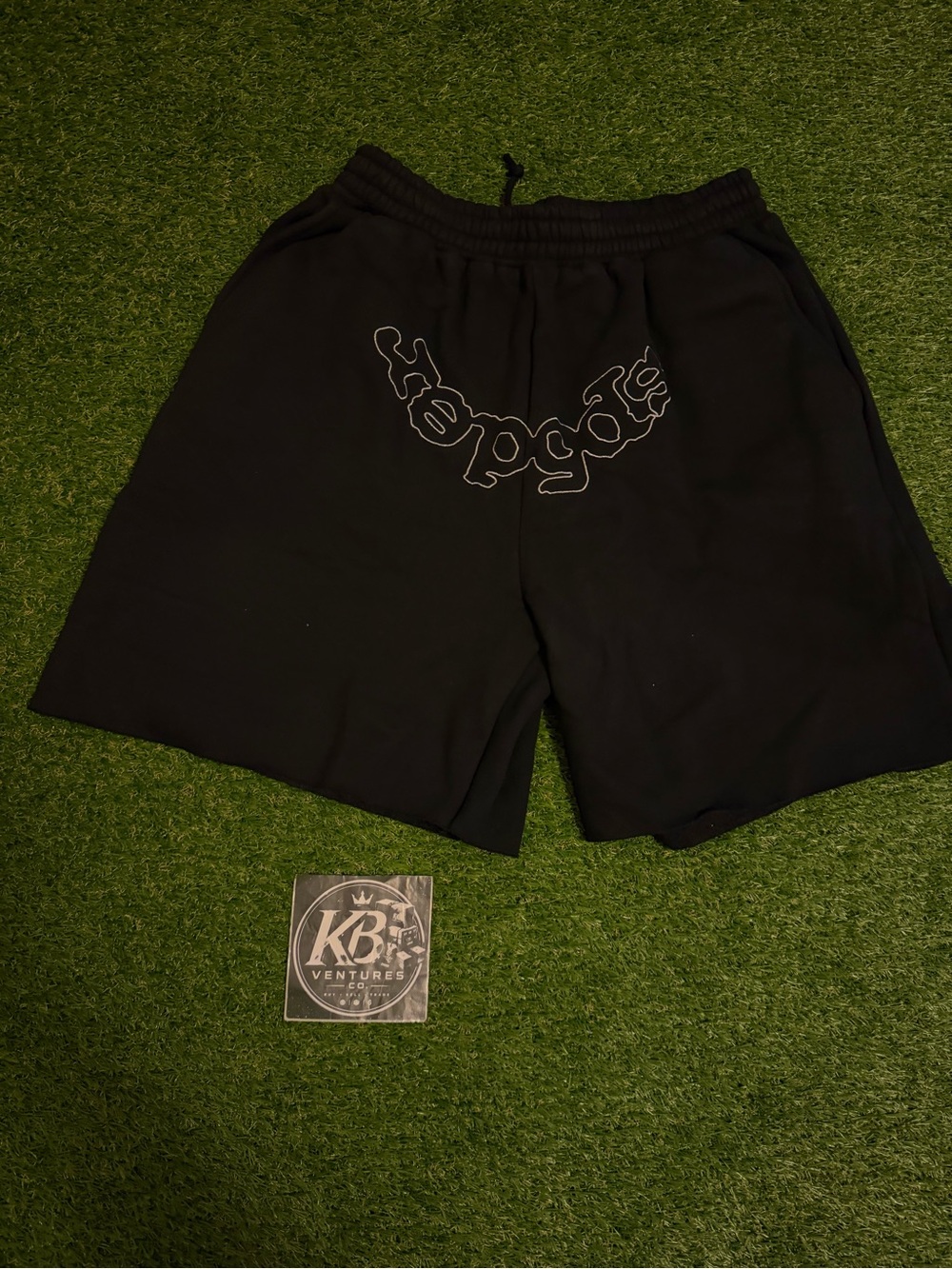 Black large Sp5der shorts
Brand new with tags